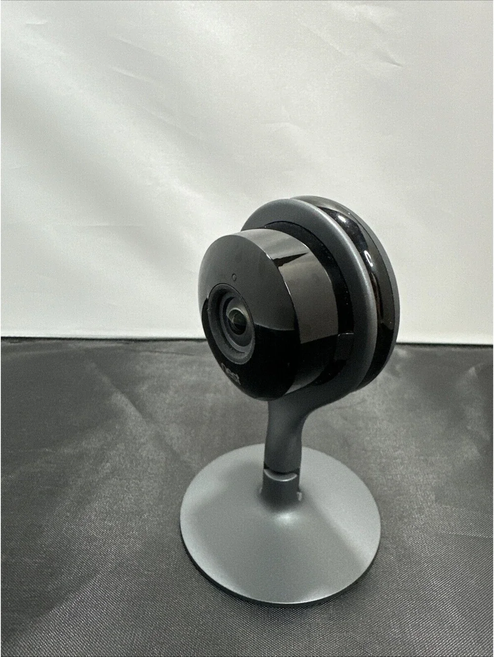 Google Nest Cam NC1102ES A0005 Indoor Security Camera With Stand No Cable Tested